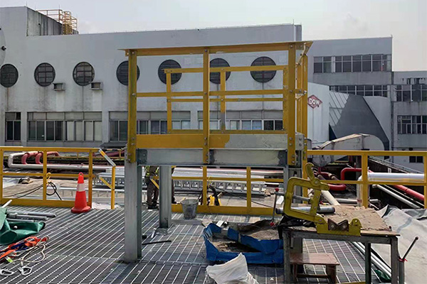 施工(gong)現場(chang)