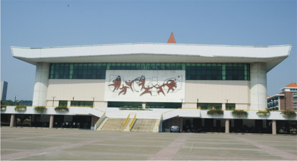 南雄市(shi)體育(yu)館(guan)(網(wang)架(jia))