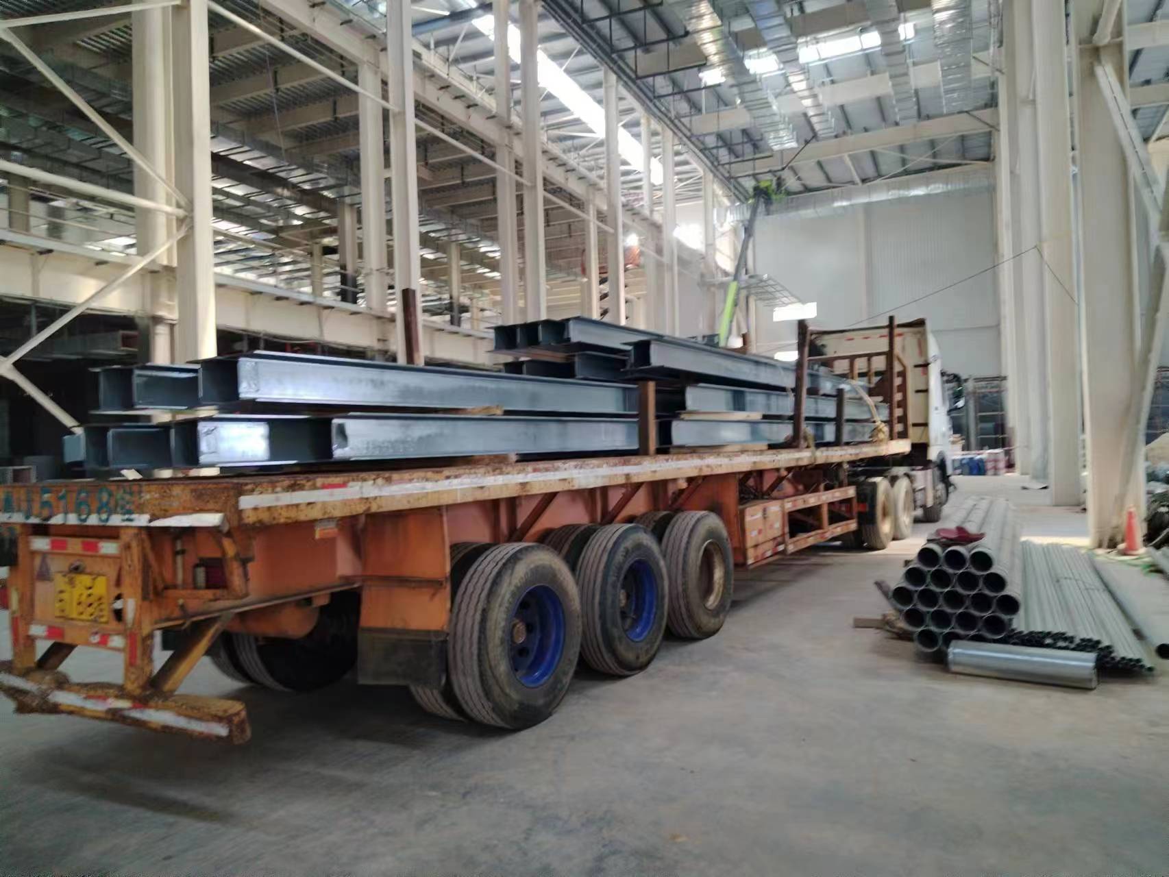 如(ru)何保(bao)證(zheng)鋼(gang)結(jie)構工程按期(qi)完(wan)成任務(wu)？     蘤都(dou)鋼結(jie)構公(gong)司選(xuan)擇(ze)廣州經(jing)緯(wei)鋼(gang)結(jie)構(gou)工程有(you)限公司(si)  咨(zi)詢電話：13925156722