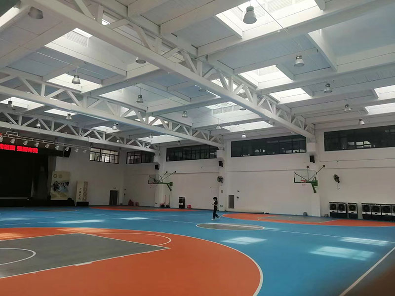 白(bai)雲(yun)廣雅小學(xue)體(ti)育館(guan)鋼(gang)桁架結(jie)構(gou)工程(cheng)(鋼構)
